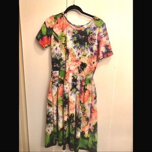 Lularoe Amelia (Rare Tie Dye)